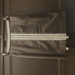 Ann Taylor SZ 2 Lined Skirt